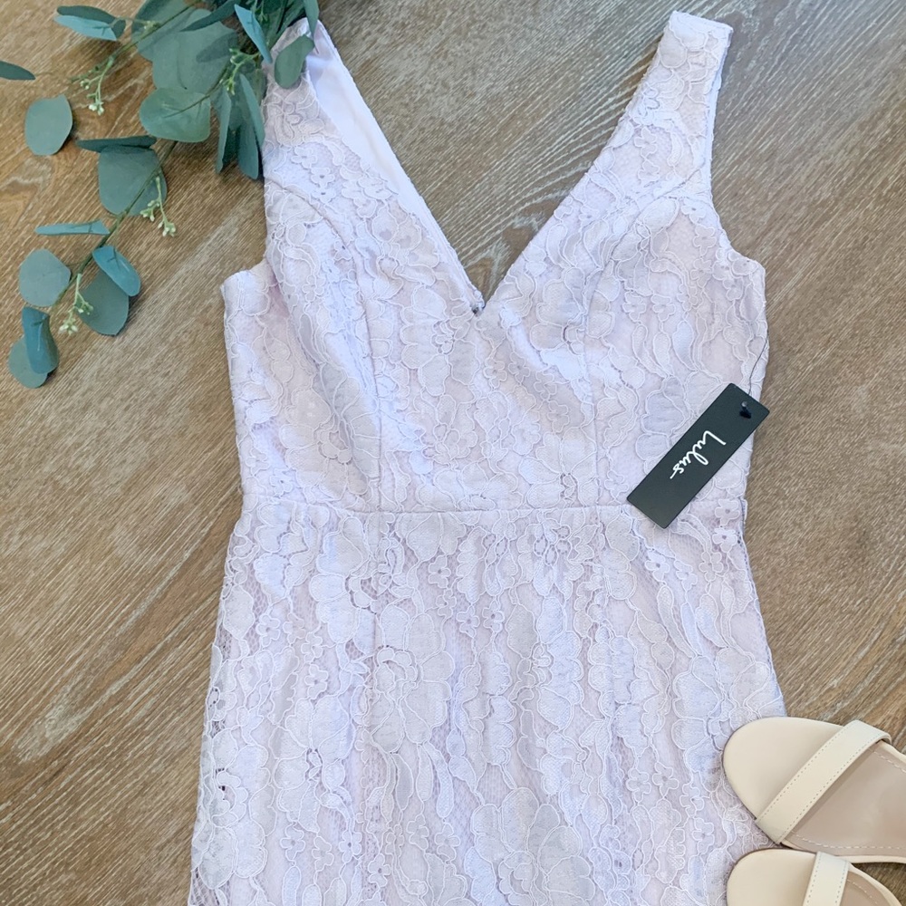 Lulu’s Lavender Midi Dress